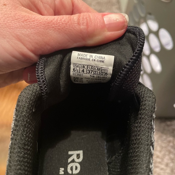 Womens Reebok memory tech sneakers - Picture 5 of 5